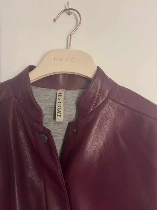 Продаю Бомбер the COAT