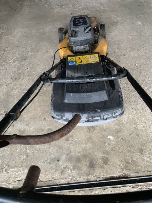 Relvadeira usada para cortar