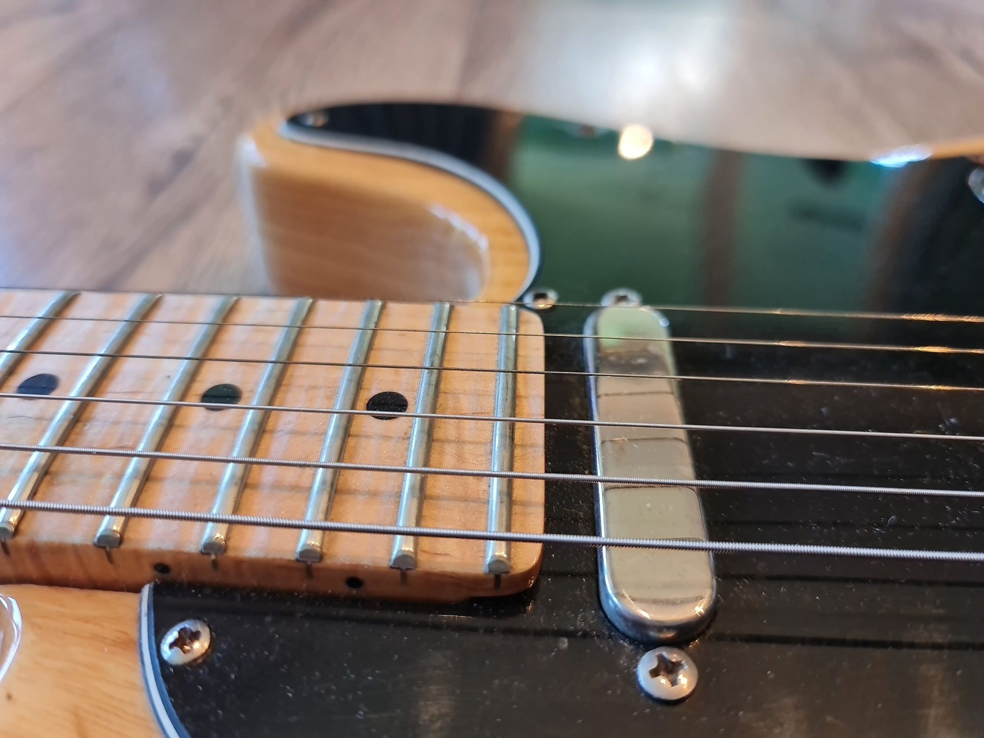 Telecaster Nexus ręcznie robiony z przystawkami Bare Knuckle – Swamp A