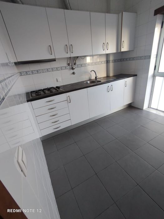 Apartamento t1 - Taveiro/Coimbra com estacionamento