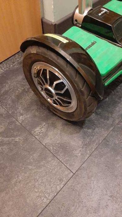 Sprawny  jeździk elektryczny Kawasaki