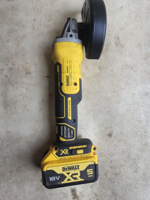 Dewalt DCG405 Szlifierka Kątowa z baterią 5ah