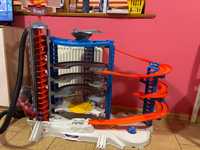 Hot Wheels Super Ultimate Garage