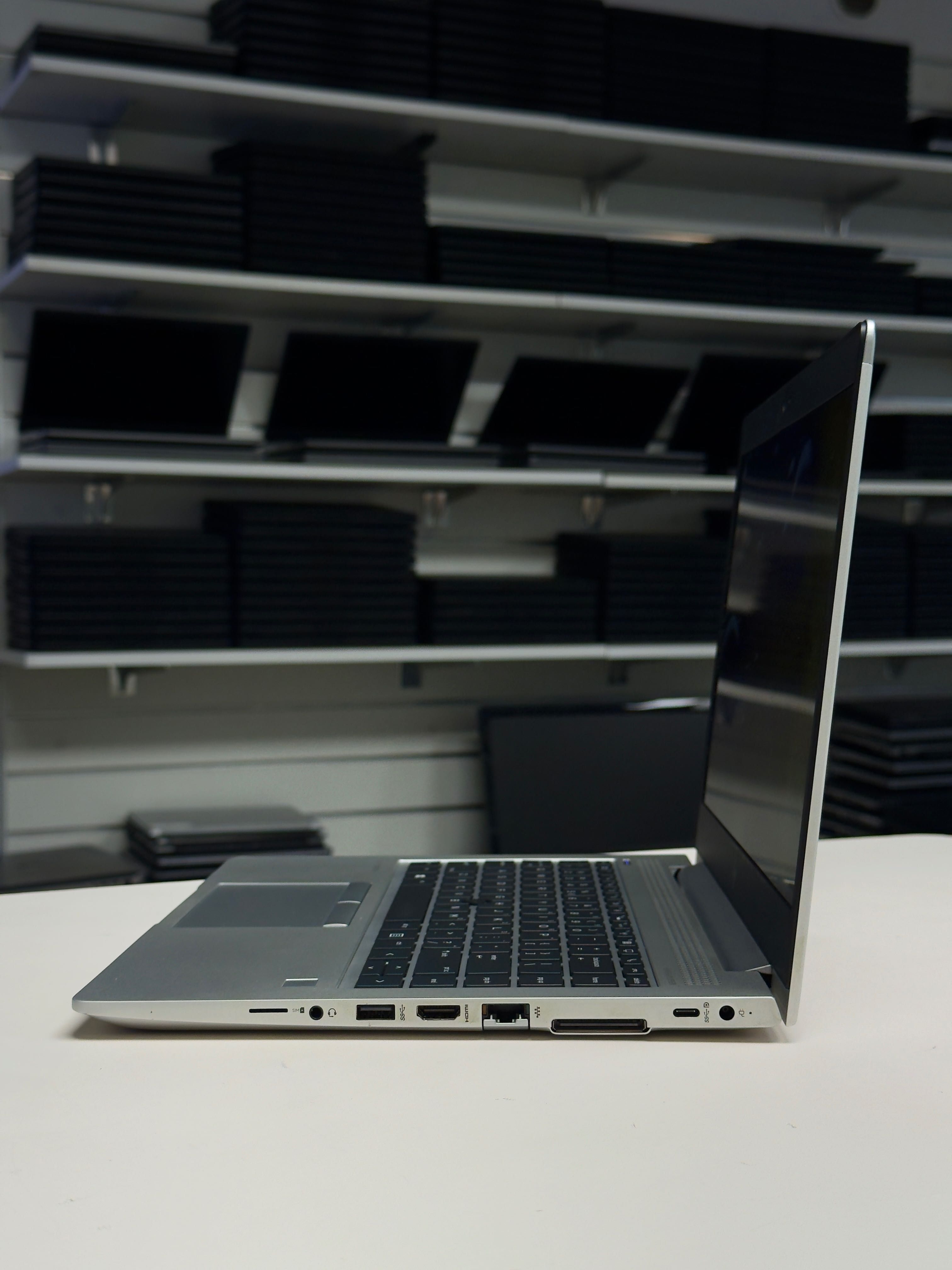 Laptop Biznesowy HP EliteBook 14,1" Ryzen 3 Pro 16GB RAM 256GB SSD GWR