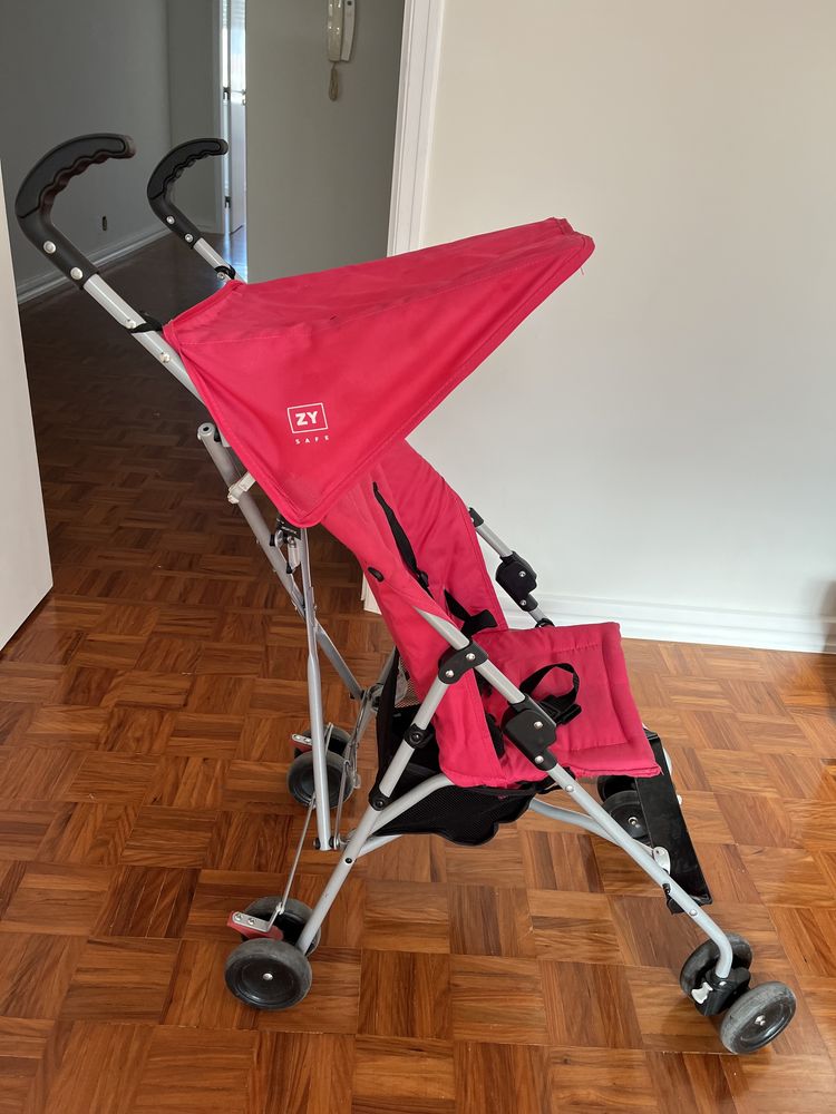 Carrinho de passeio Rosa  30 euros