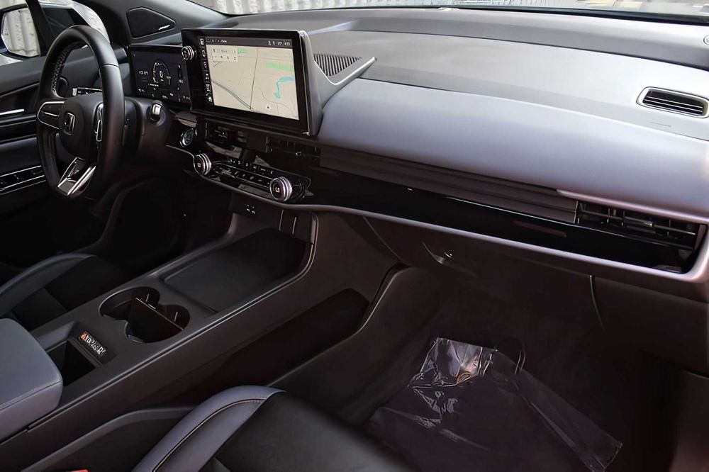 Honda Prologue      2024