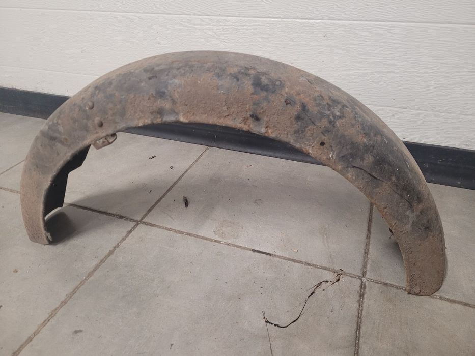 Błotnik wsk 125 175 stan dobry