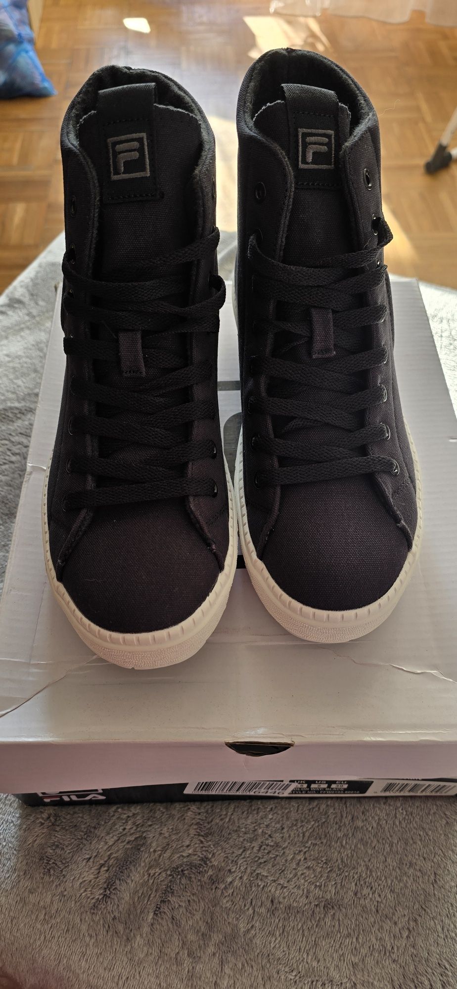 Buty FILA r. 39 nowe