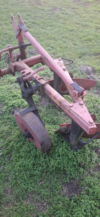 Sprzedam plugin 2 i 3 skibowy // cena za dwa