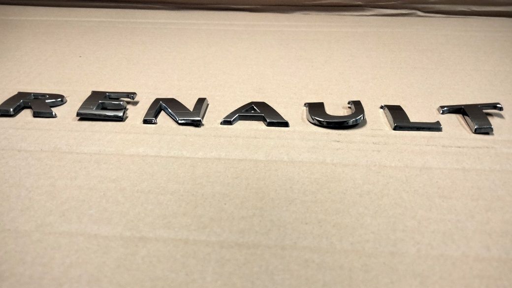 Renault Master oryginalny emblemat