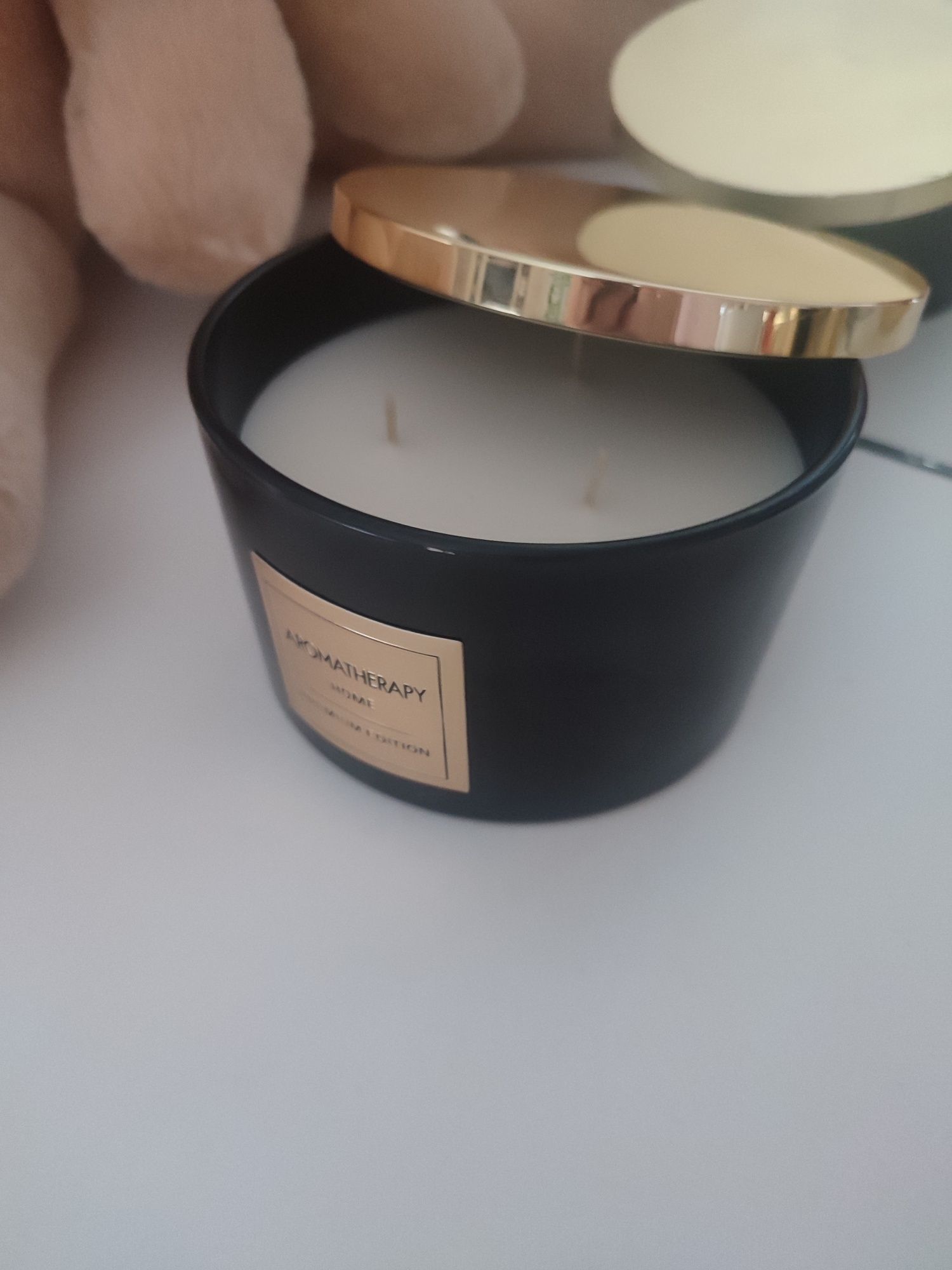 Ароматизовані свічки Pepco Home Luxury Candle великих розмірів на 3 кн