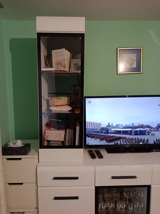 Szafa przesuwna na ubrania rezerwacja!