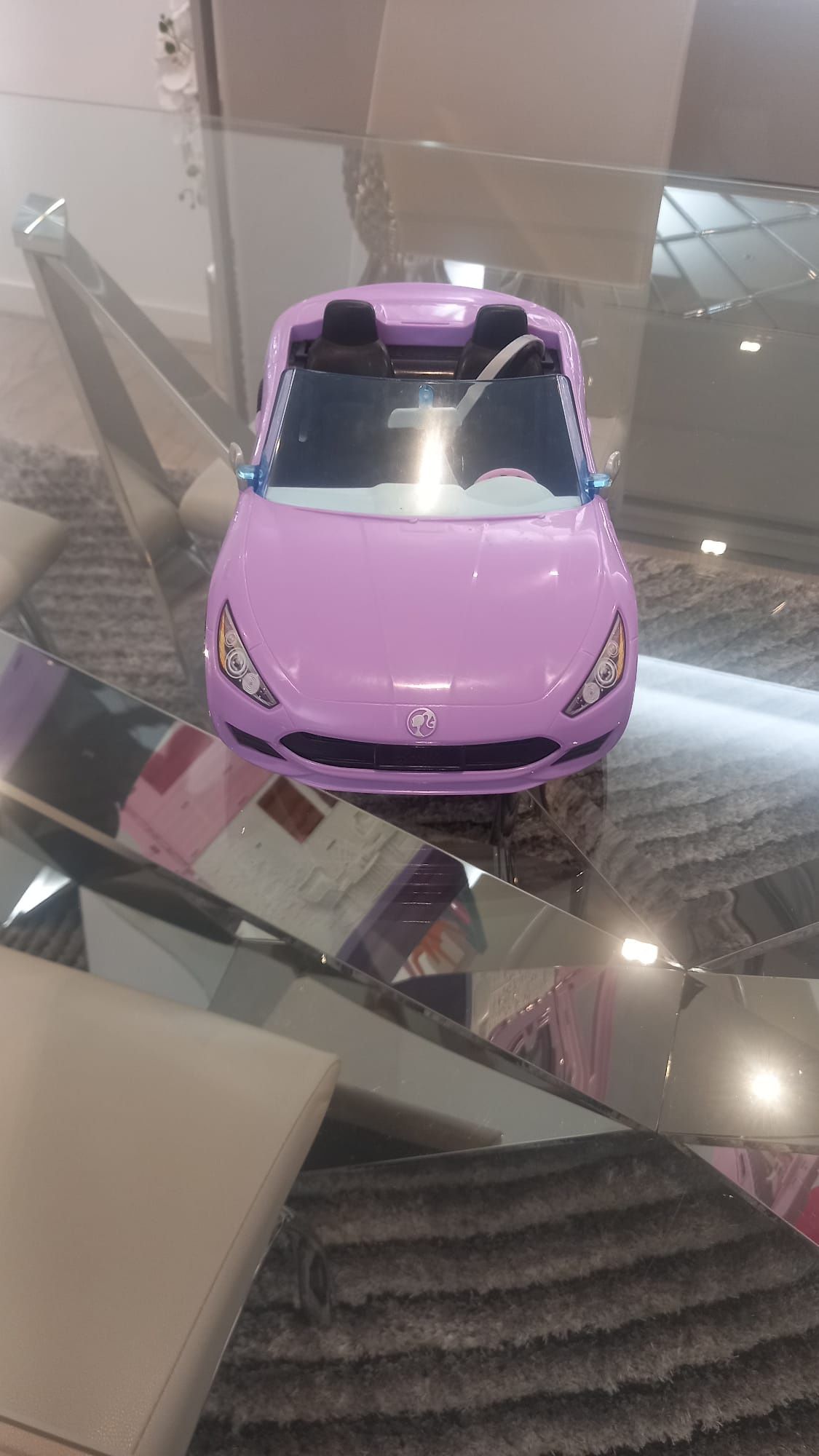 Carro da Barbie como novo