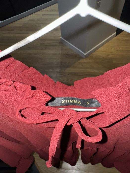 Бордова сукня бренду Stima