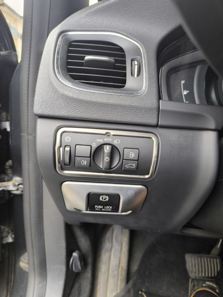 VOLVO V60 D6 special edition