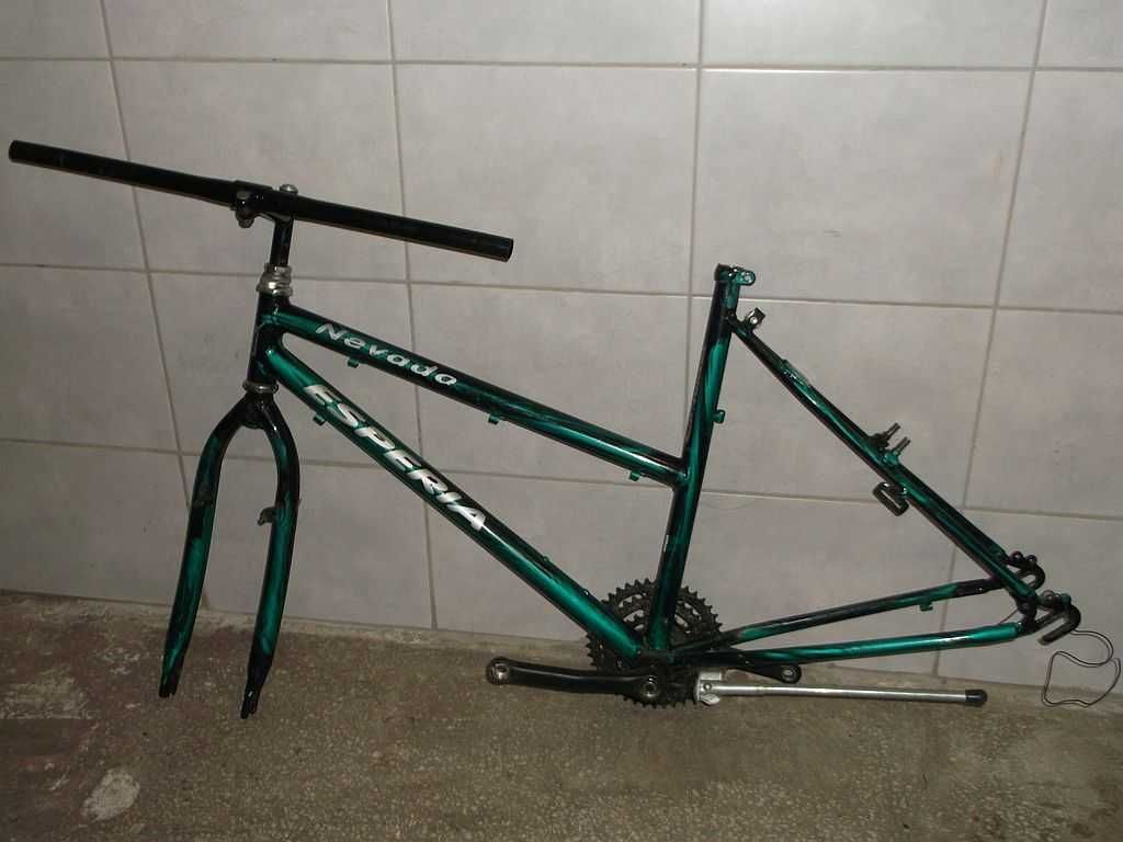 Rama rowerowa Newado Esperia 26 "