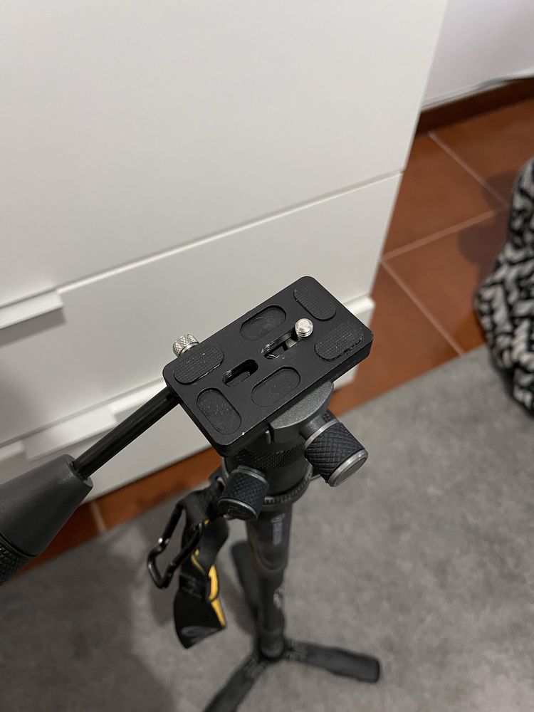 Monopé Vanguard VEO 2S AM-234TBP50T – Com caixa original e acessórios