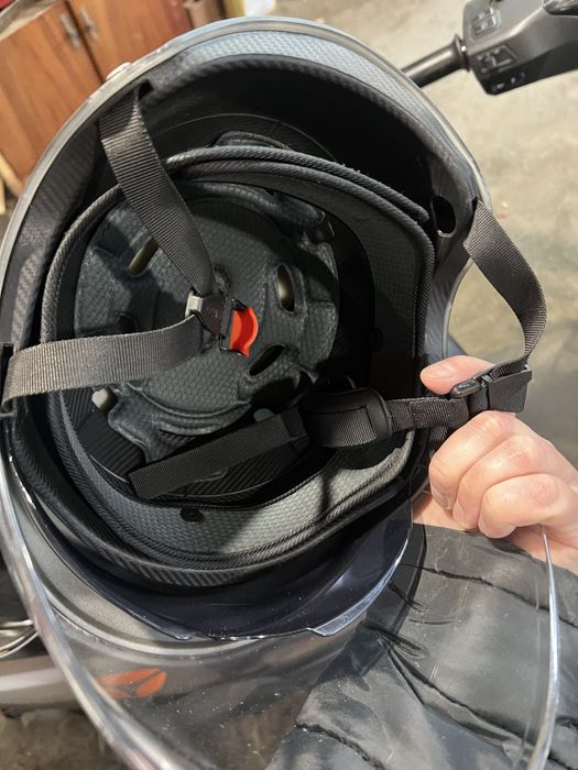 Продам електроскутер Yadea RN.