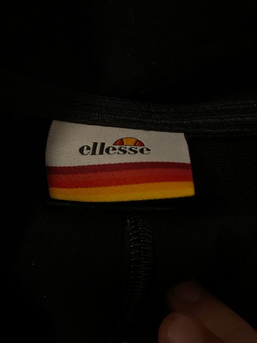 Олімпійка Elesse