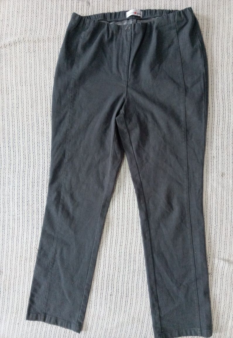 Женские джинсы на резинке -50-52 размер