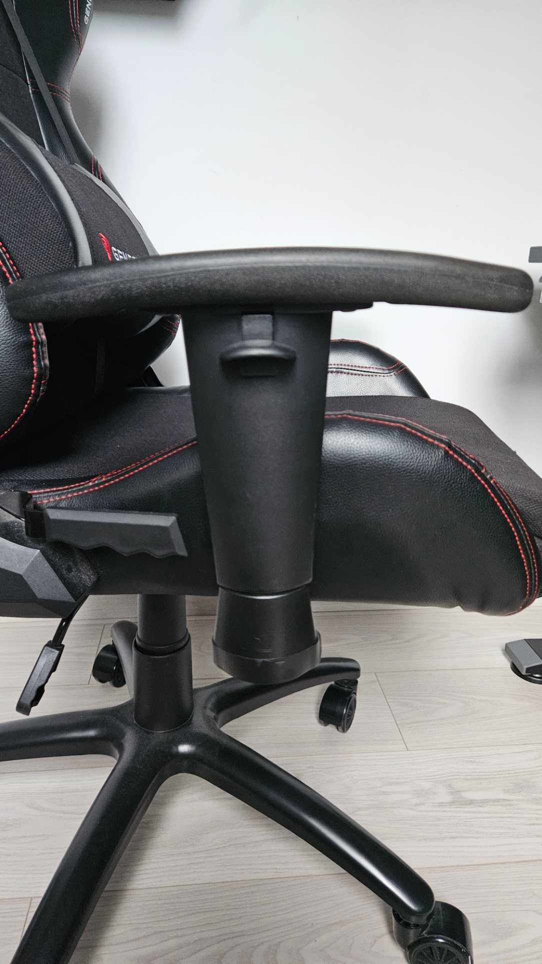 Fotel Gamingowy Genesis Nitro 550 Czarny