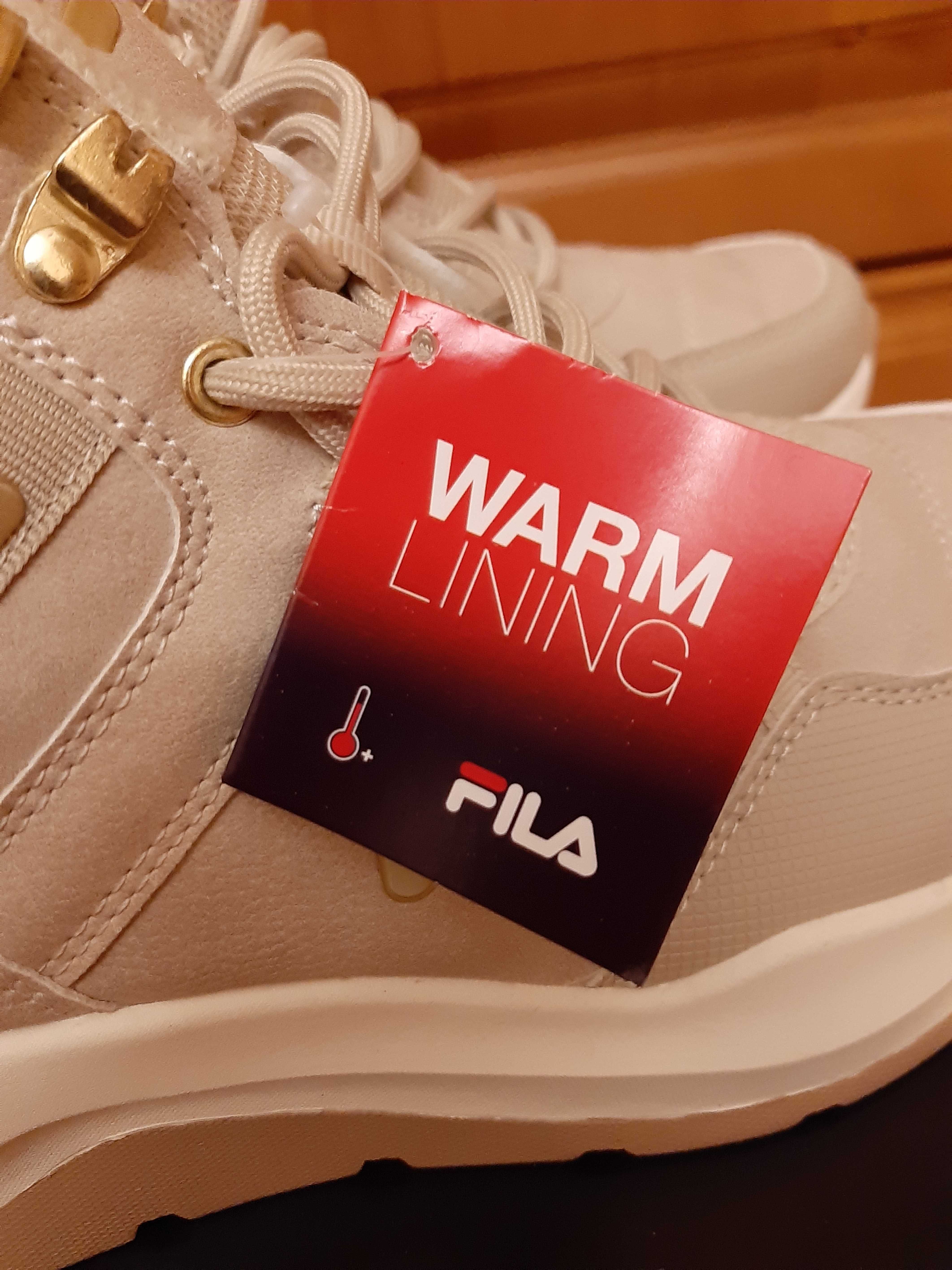 Утепленные кроссовки Fila 42 разм