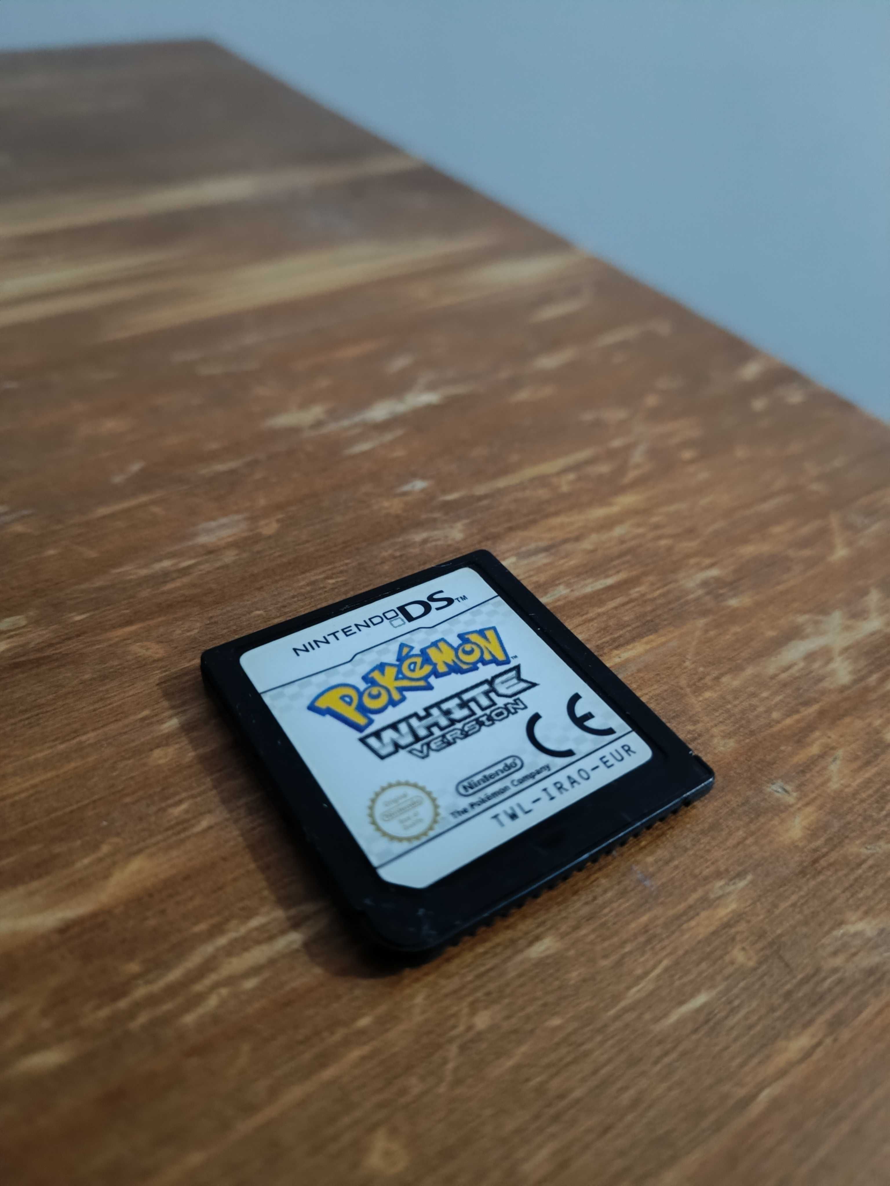 Jogo Pokémon White - Nintendo DS e 3DS