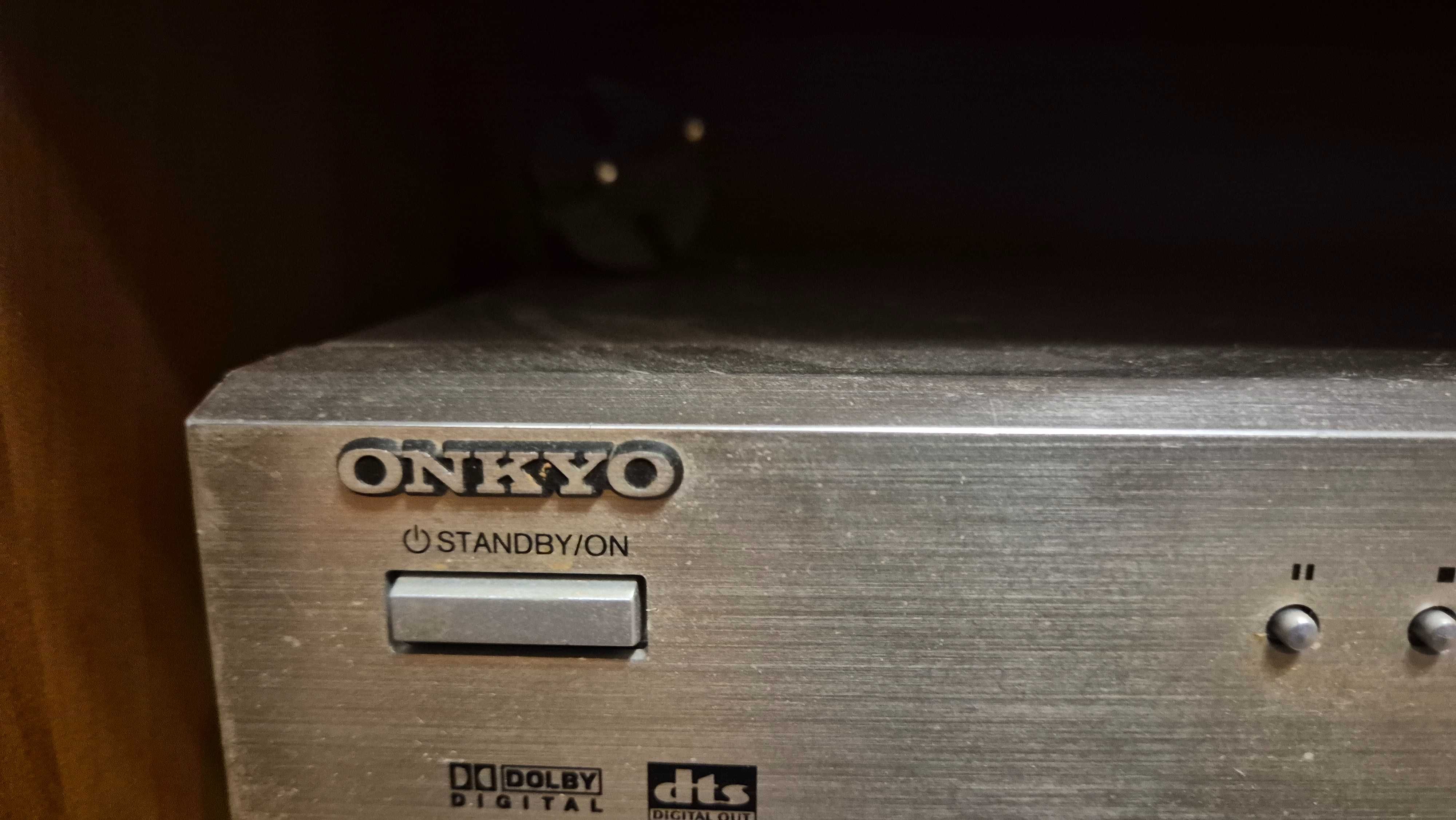 Onkyo DV-SV303E DVD Player+TX-SR303E AV Receiver