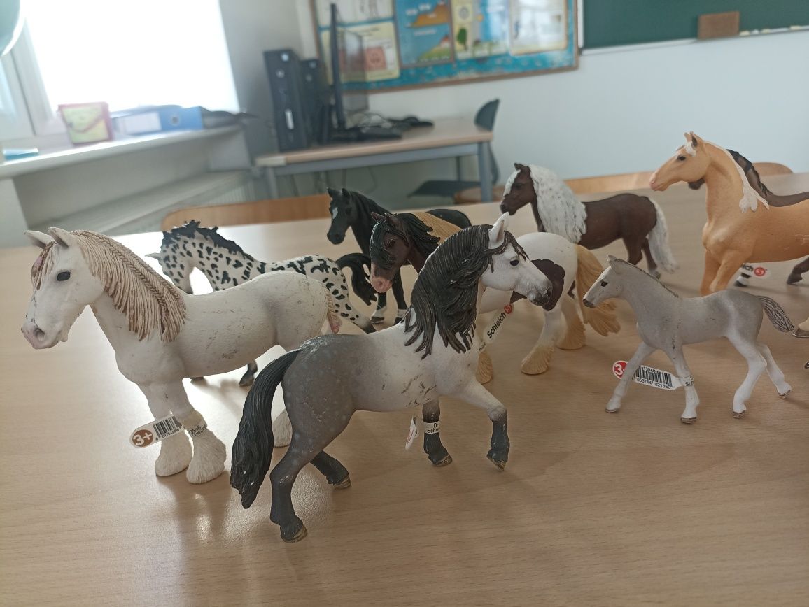 Figurki Schleich Konie nowe