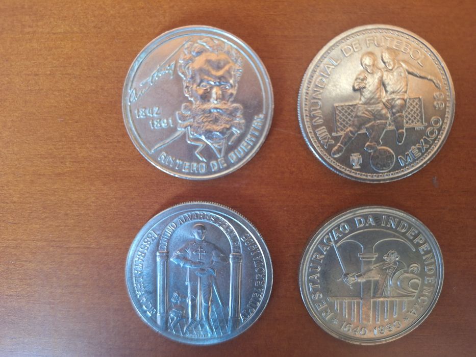 Moedas de 100 escudos