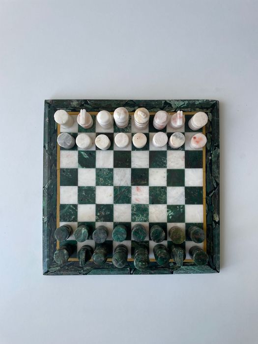 Jogo de Xadrez Vintage em pedra feito à mão