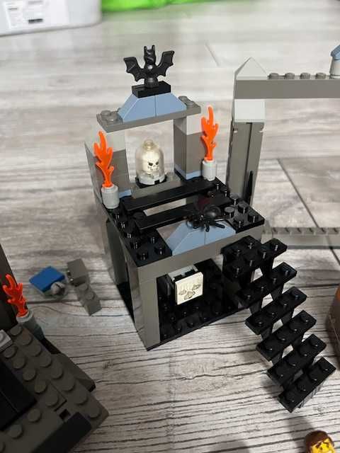 LEGO 1381 Studios  Krypta Vampira