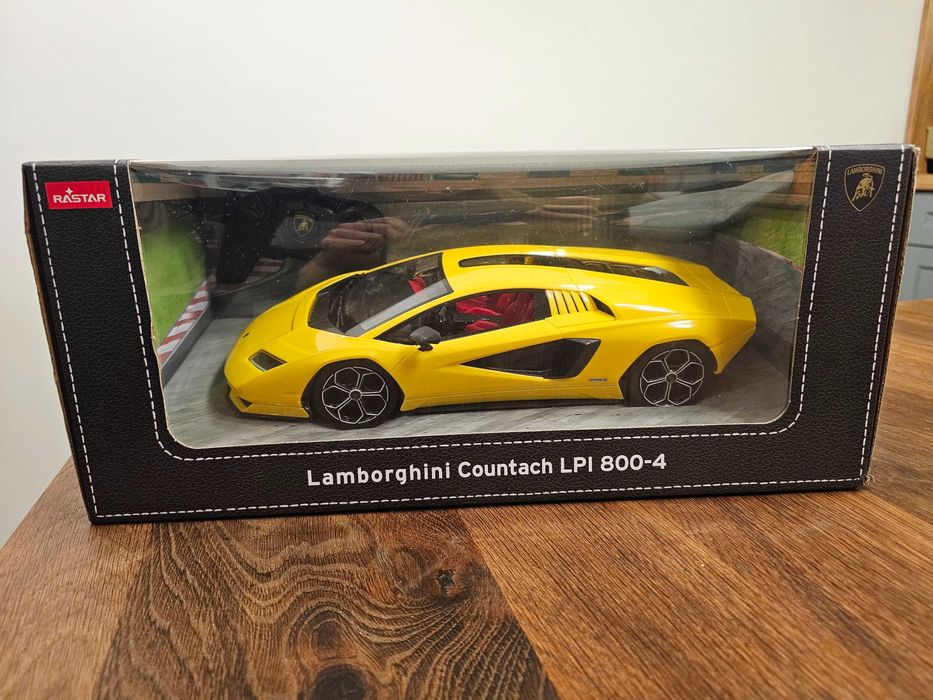 Nowe, DUŻE AUTO ZDALNIE STEROWANE 1:16 Lamborghini Countach LPI 800-4