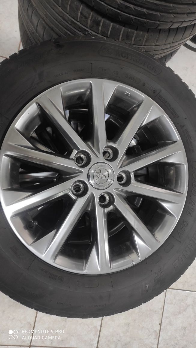 Диски + шина+ болти Toyota R16 диски  5*114.3 шина 215/60 16