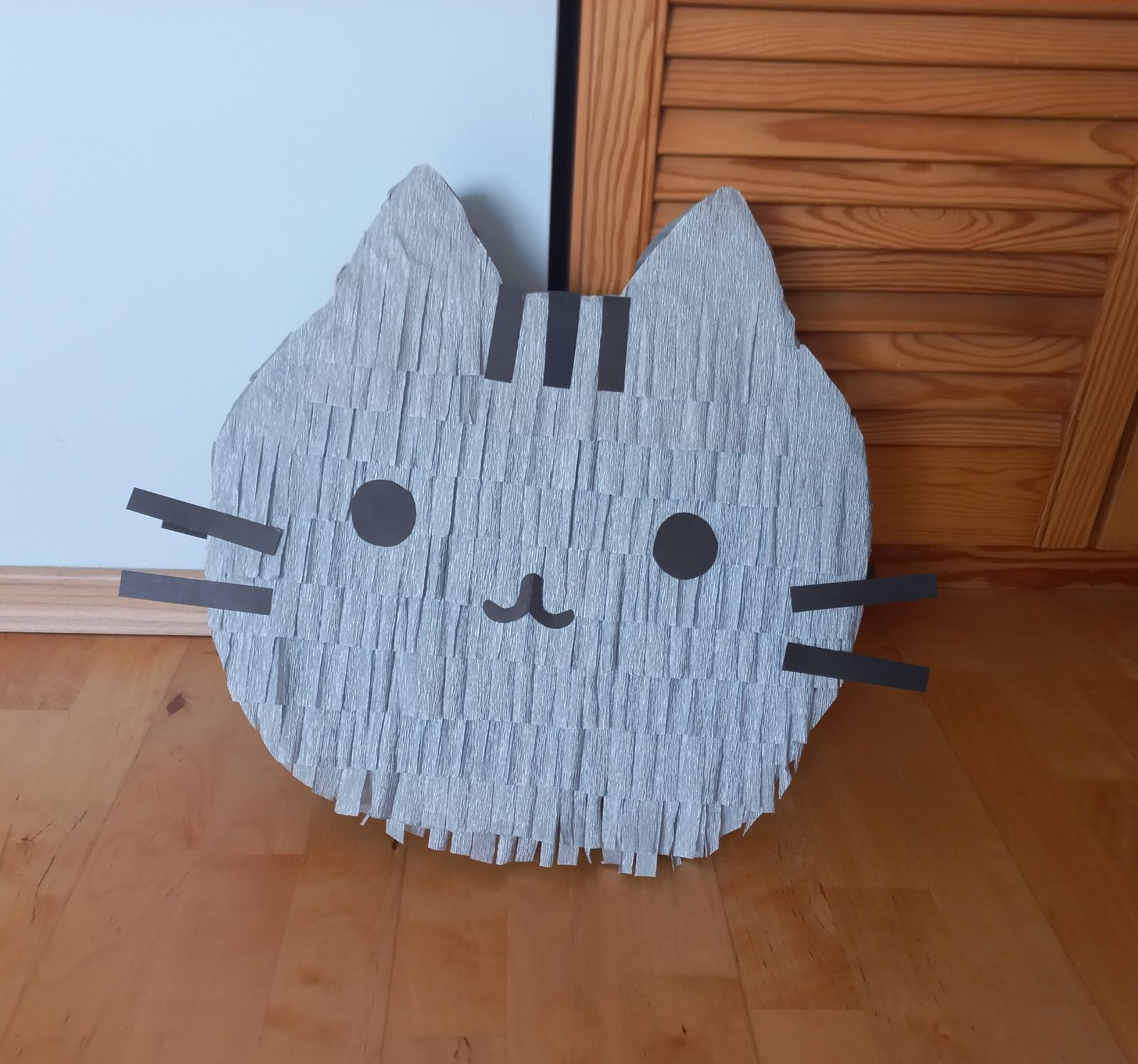 Piniata kotek pusheen