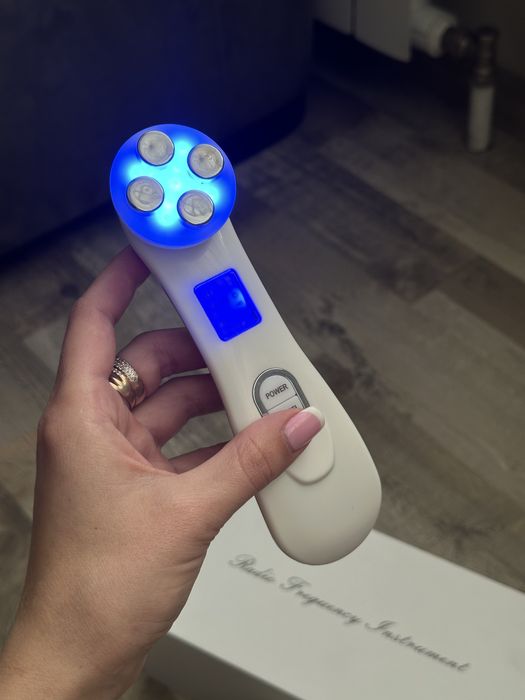 Масажер мікротоковий для обличчя