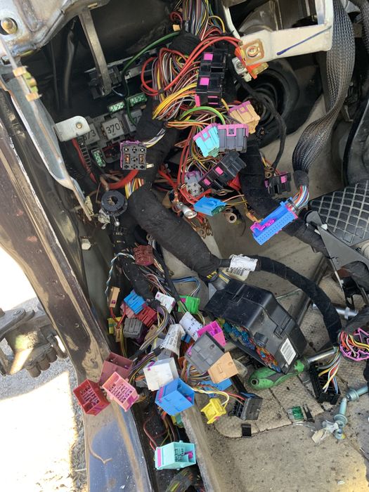 Роз’єм, Разъём, фишка VAG volkswagen, Audi, Skoda, Seat, Porsche.