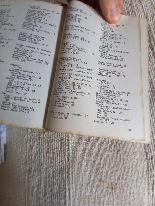 Livro antigo Carros de Desporto