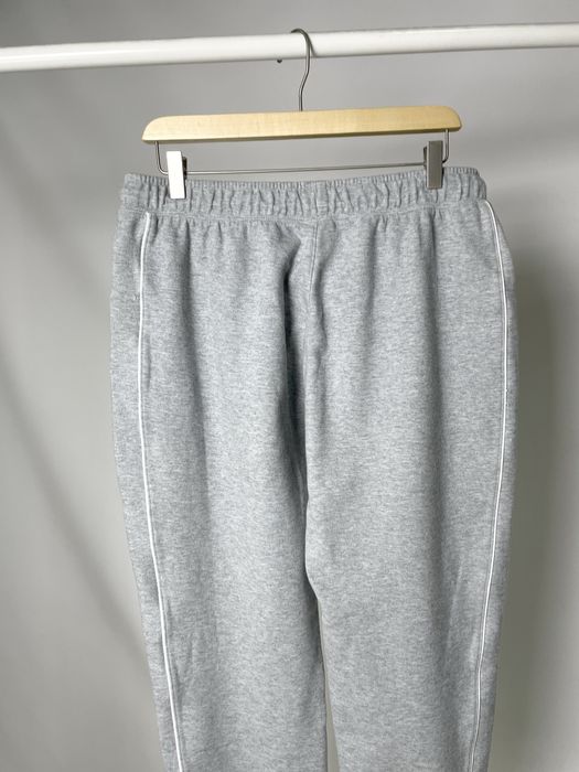 Nike розмір M ОРИГІНАЛЬНІ спортивні штани