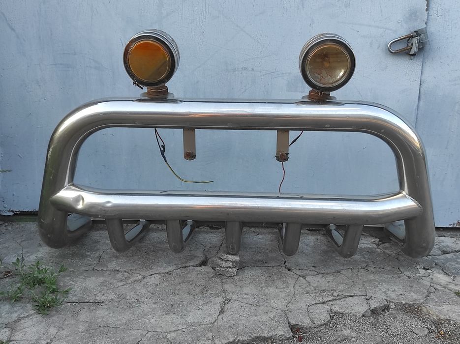 Продам кінгурятнік та захист заднього бампера