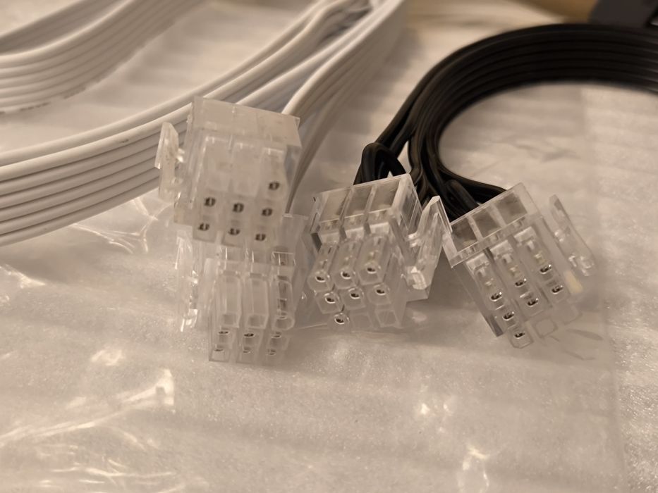 Чорний Super Flower Leadex V Platinum PRO 850W ATX Black