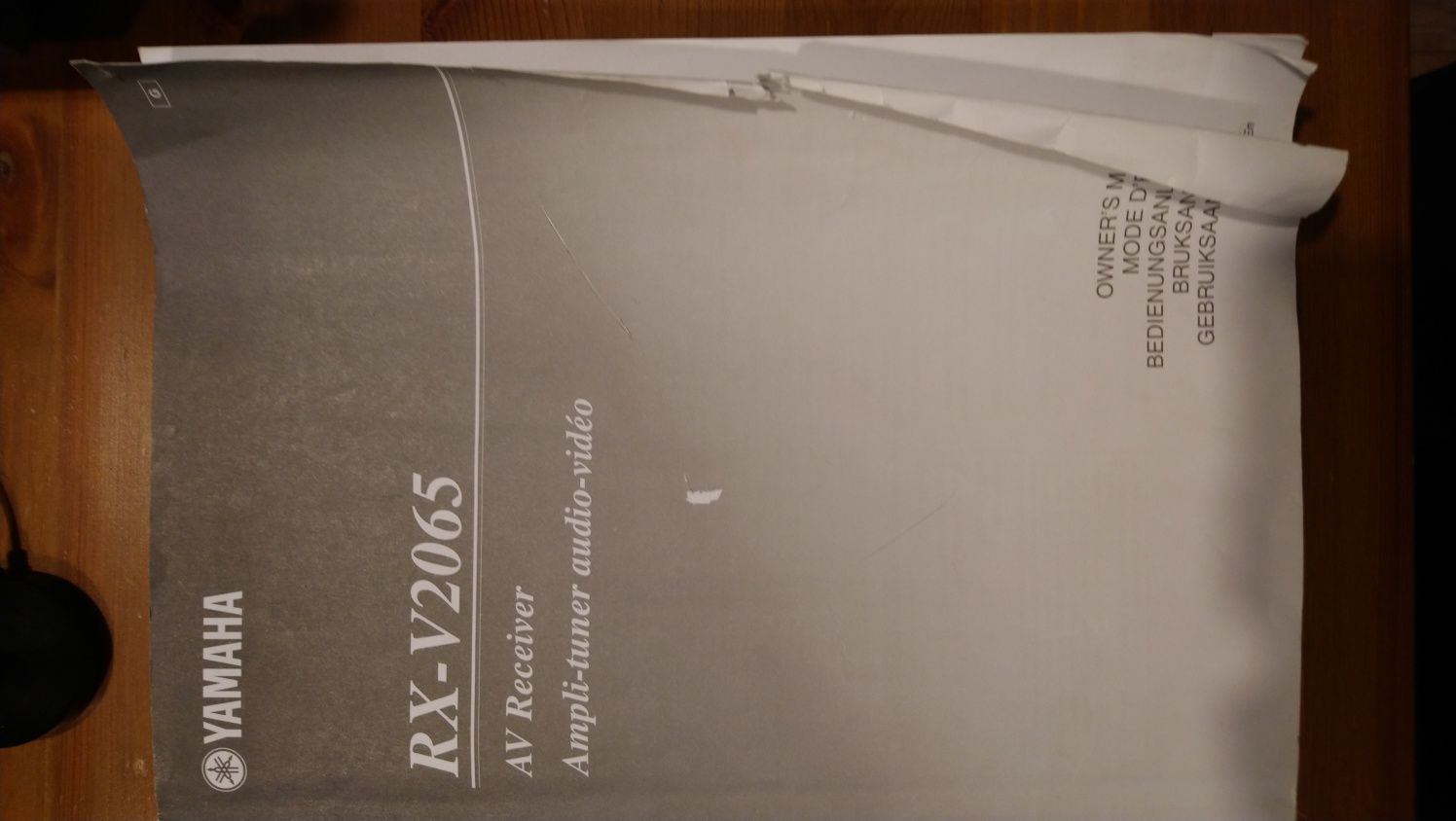 Amplituner Yamaha RX-V2065