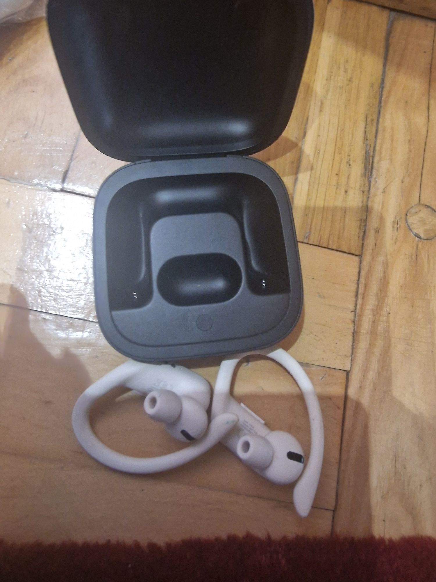 Sluchawki Bluetooth Beats Powerbeats Pro True  stan jak nowe