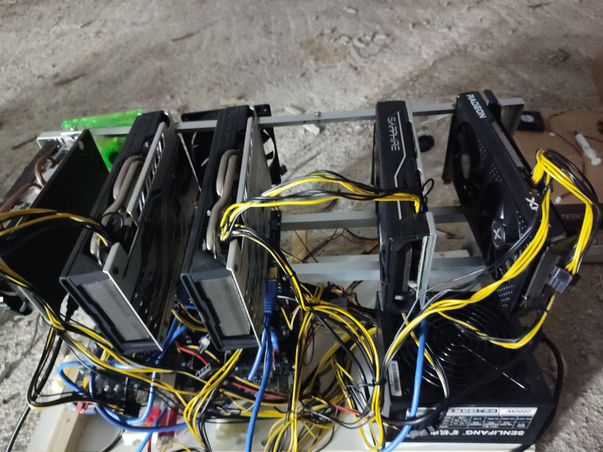Vendo mining rig para desocupar espaço