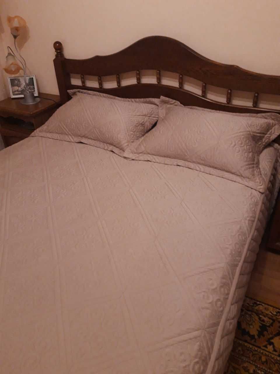 Покривало на кровать