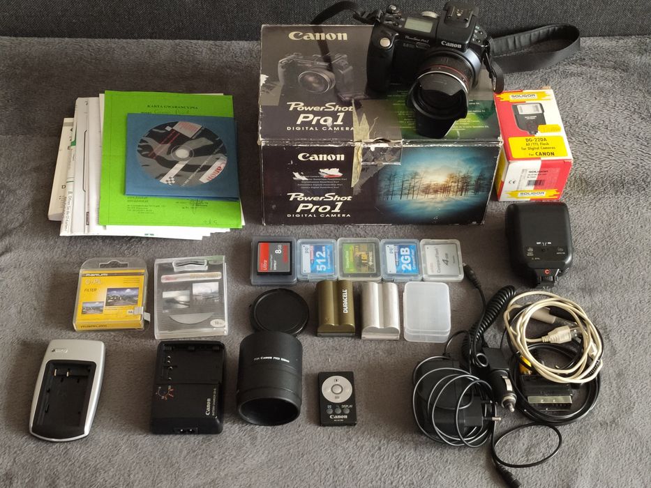 Canon PowerShot Pro 1