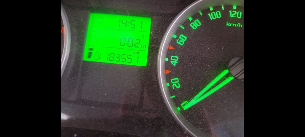 Skoda Fabia 2 ***