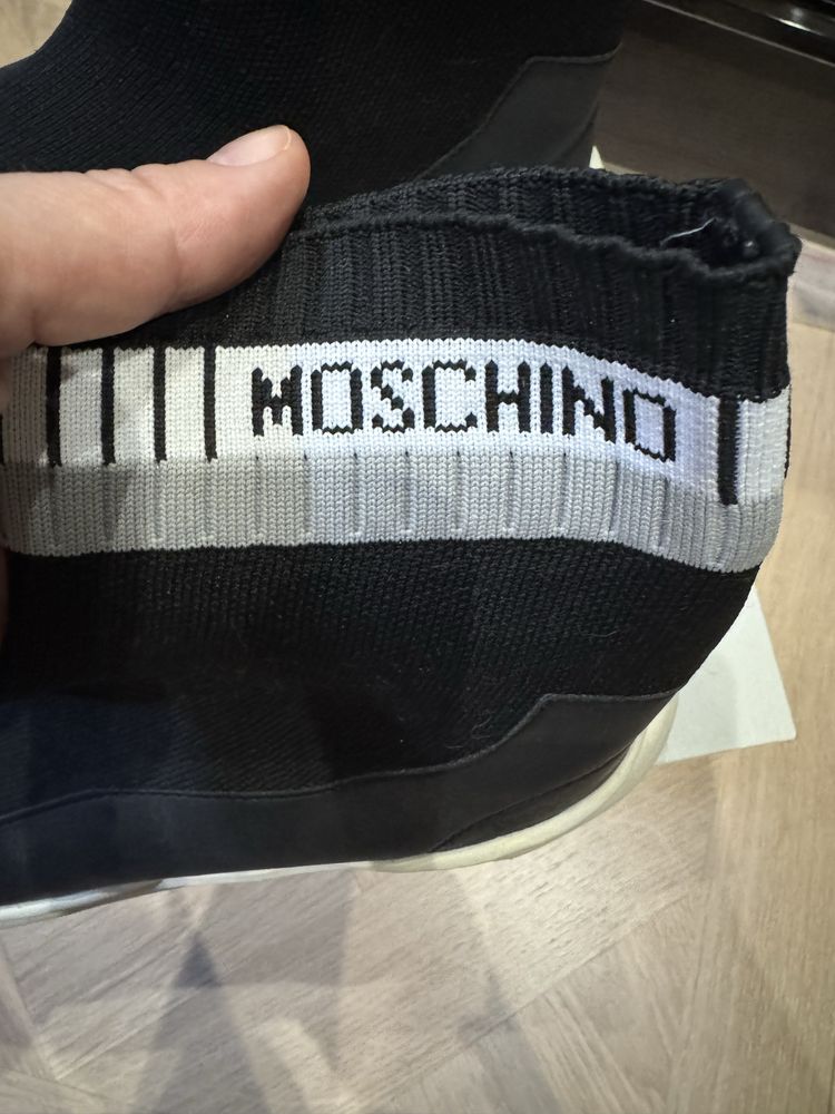 Moschino 42 р новые