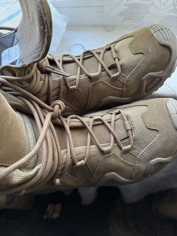 Lowa  zephyr gtx hi tf