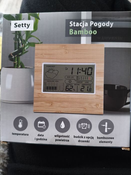 Zestaw zegarek LED, stacja pogody i radio FM bambus.